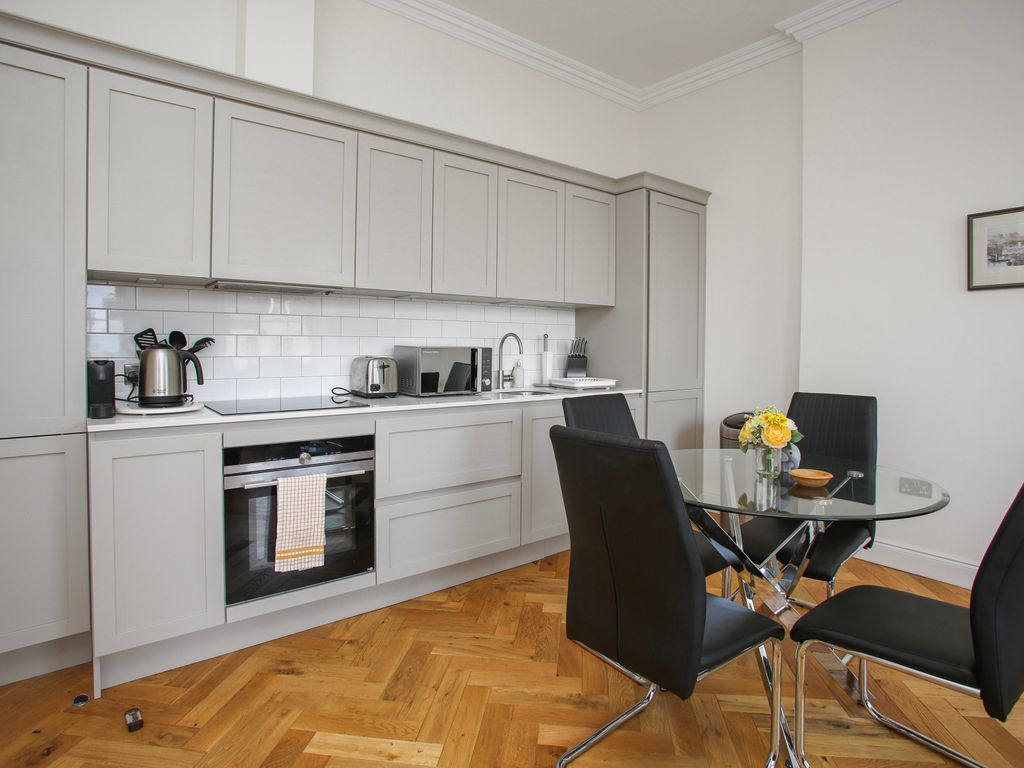 1 bed flat for sale in Flat 3, 45, York Place, Edinburgh EH1, £285,000