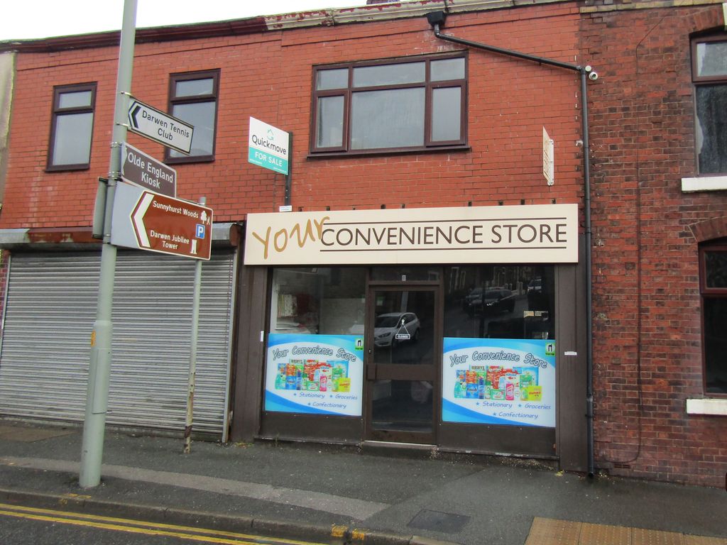 Retail premises for sale in Blackburn Road, Darwen BB3, £95,000