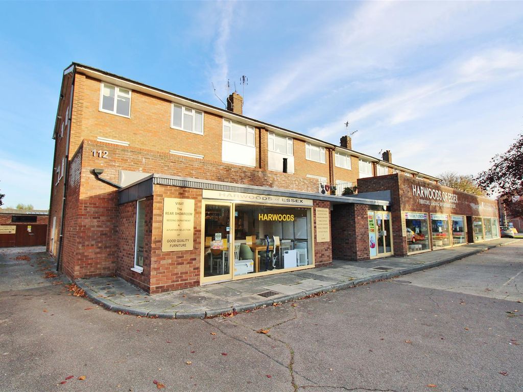 2 bed flat for sale in Connaught Avenue, Frinton-On-Sea CO13, £165,000