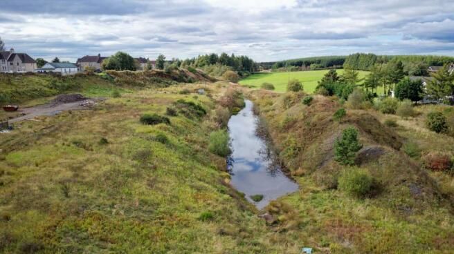 Land for sale in Blacktongue, Greengairs, Airdrie, Lanarkshire ML6, £27,000
