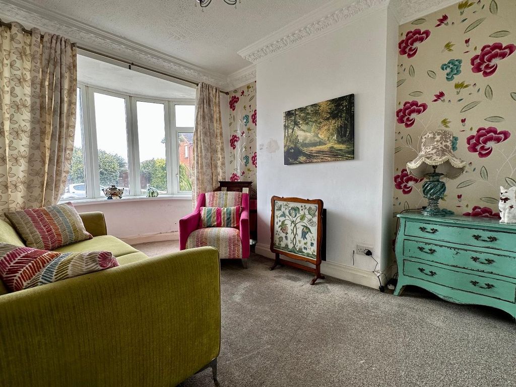 3 bed property for sale in Alderley Avenue, Blackpool FY4, £159,950