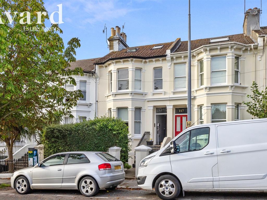 1 bed flat for sale in Ditchling Rise, Brighton BN1, £275,000