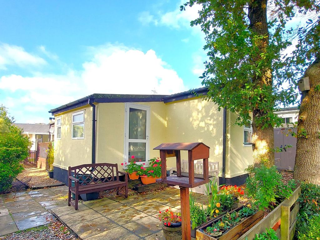 2 bed mobile/park home for sale in Rosewater Caravan Park, Treroosel Road, St. Teath, Bodmin PL30, £85,000