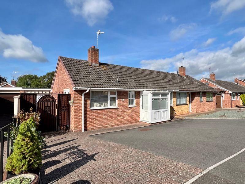2 bed semi-detached bungalow for sale in Manor Orchard, Taunton TA1, £285,000