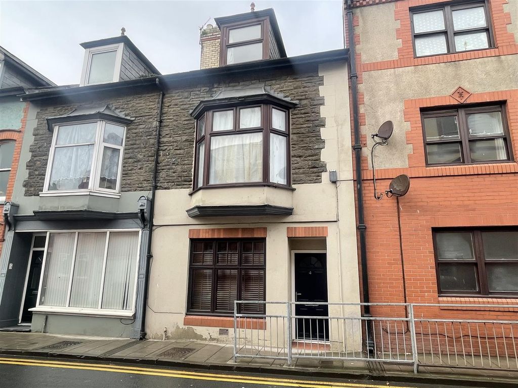 3 bed terraced house for sale in Thespian Street, Aberystwyth SY23, £175,000