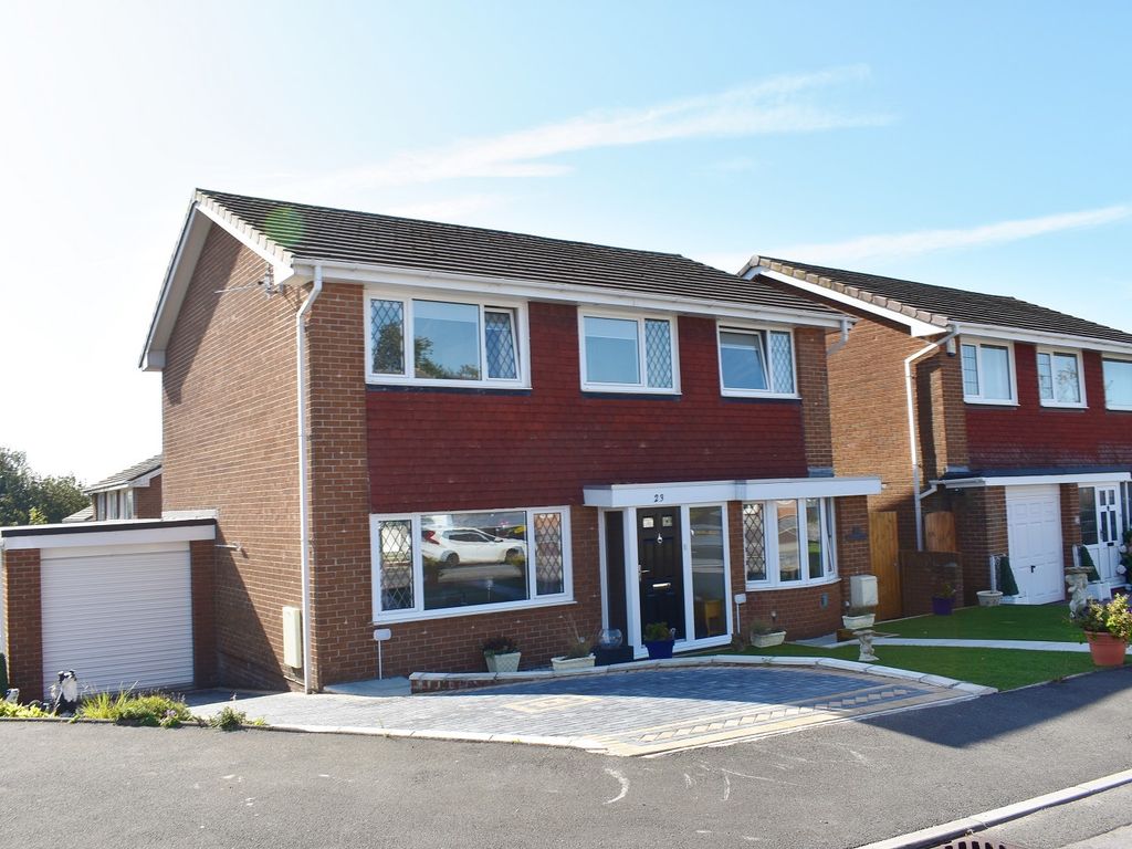 4 bed detached house for sale in The Willows, Brackla, Bridgend . CF31, £320,000