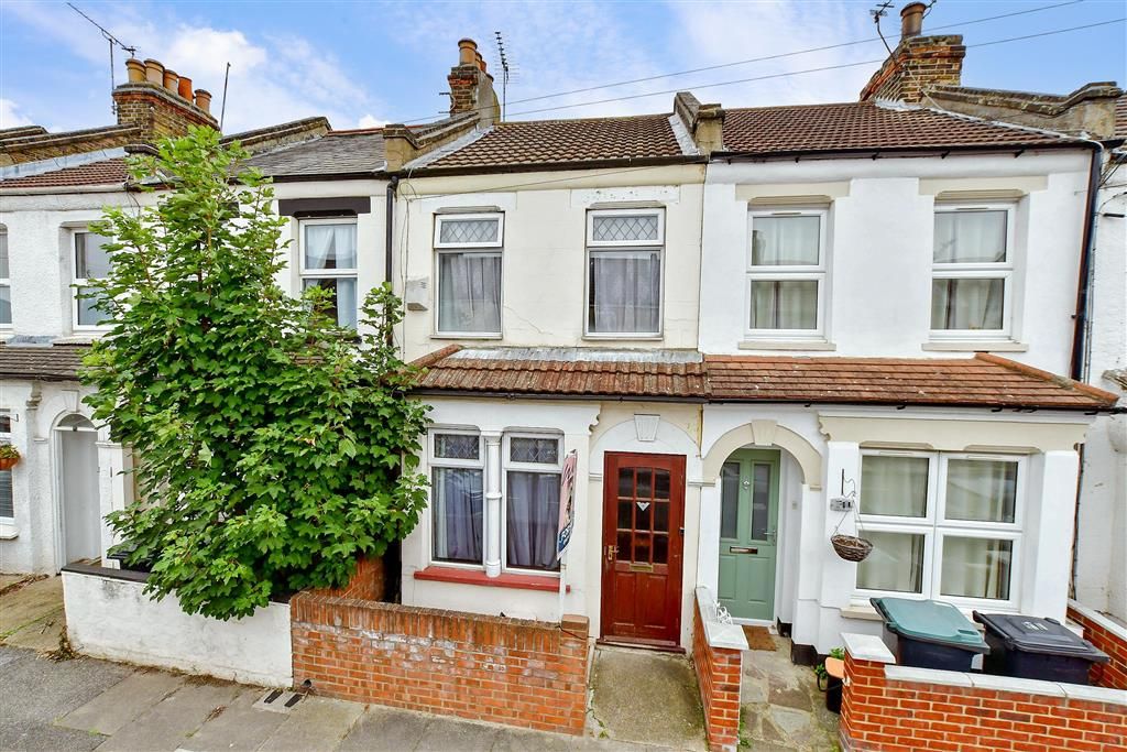 3 bed terraced house for sale in Gordon Road, Northfleet, Gravesend, Kent DA11, £178,000