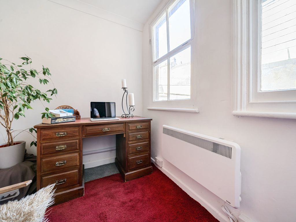 1 bed flat for sale in Anglo Terrace, Bath, Somerset BA1, £200,000