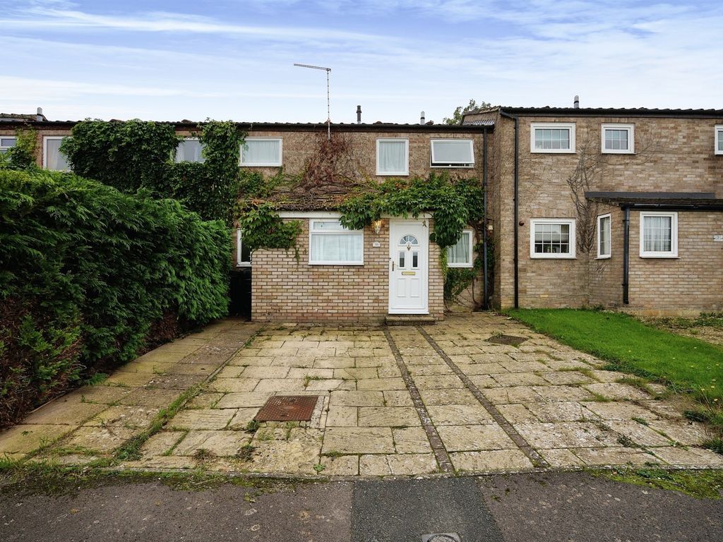 3 bed terraced house for sale in Edencroft, Highworth, Swindon SN6, £270,000