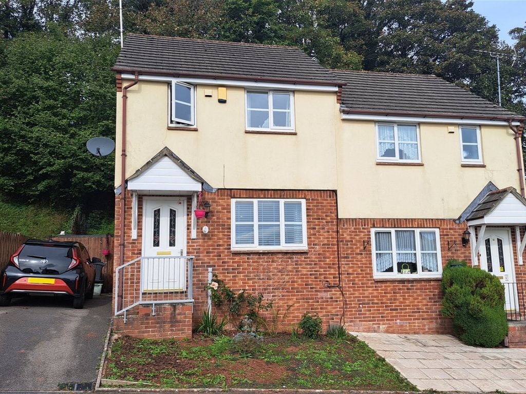 3 bed semi-detached house for sale in Lindisfarne Way, Torquay TQ2, £255,000
