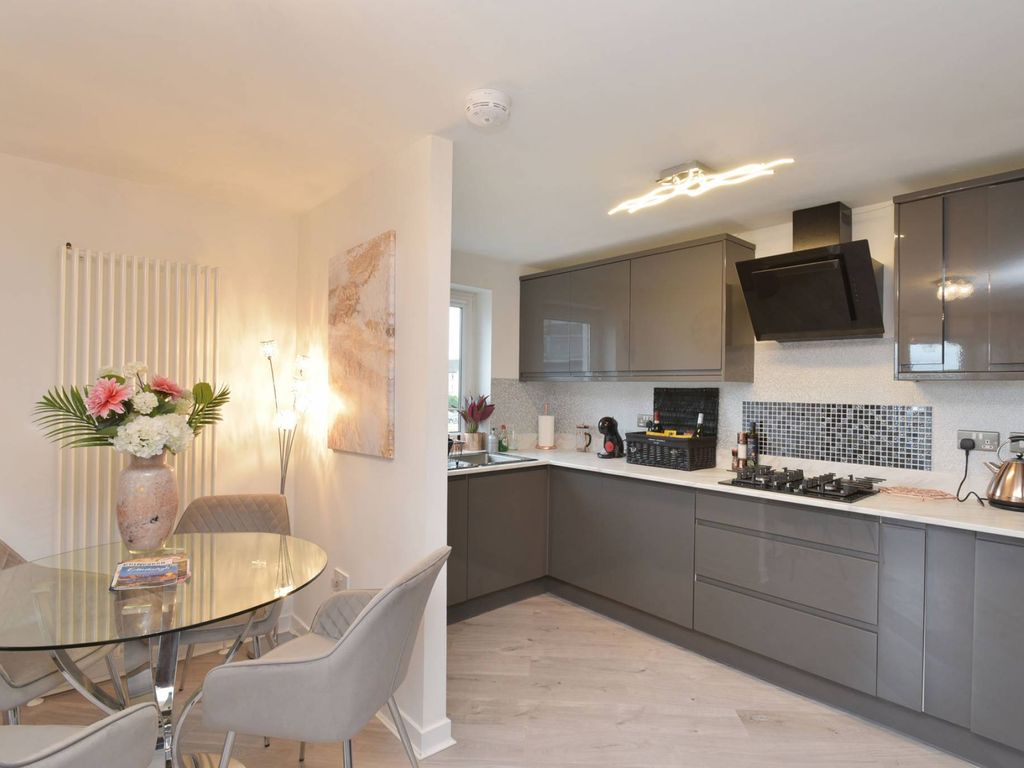 2 bed flat for sale in Drybrough Crescent, Peffermill, Edinburgh EH16, £190,000