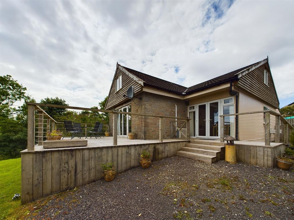 5 bed property for sale in Erray Road, Tobermory, Isle Of Mull PA75, £255,000