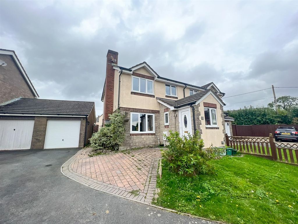 3 bed semi-detached house for sale in Roebuck Meadows, Ruardean Woodside, Ruardean GL17, £325,000