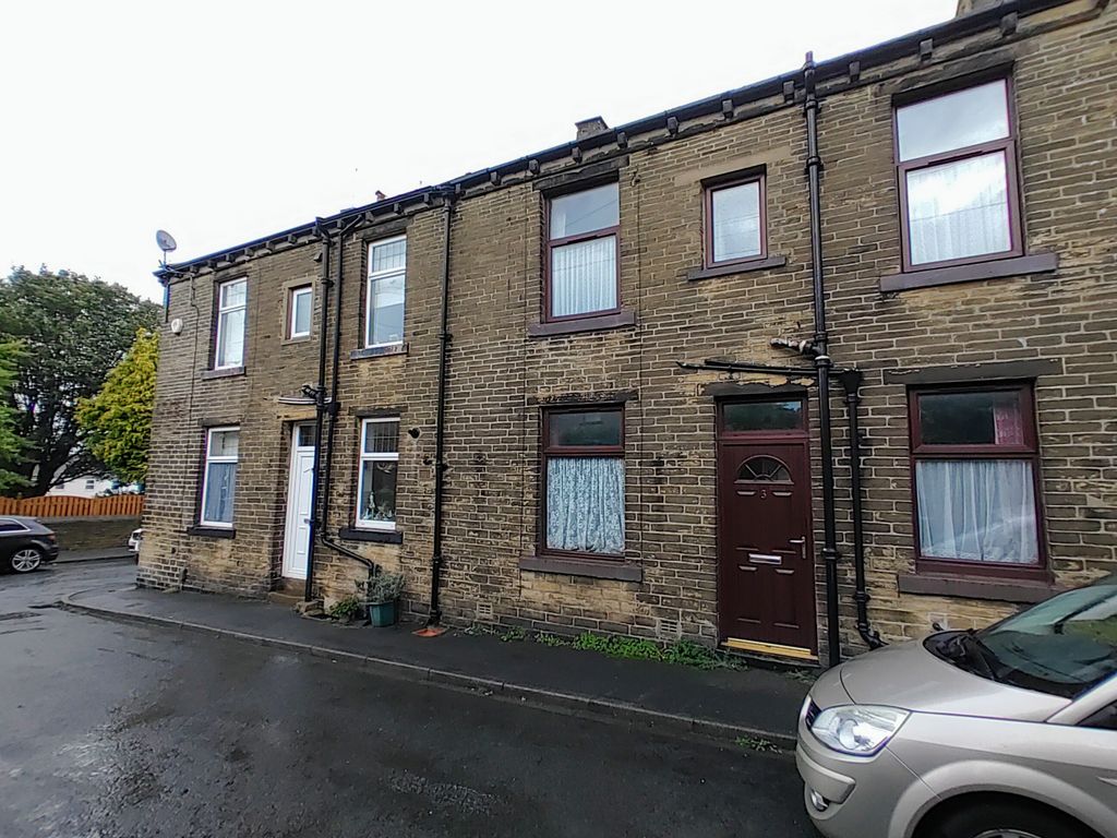 2 bed terraced house for sale in Beech Grove, Clayton, Bradford BD14, £85,000