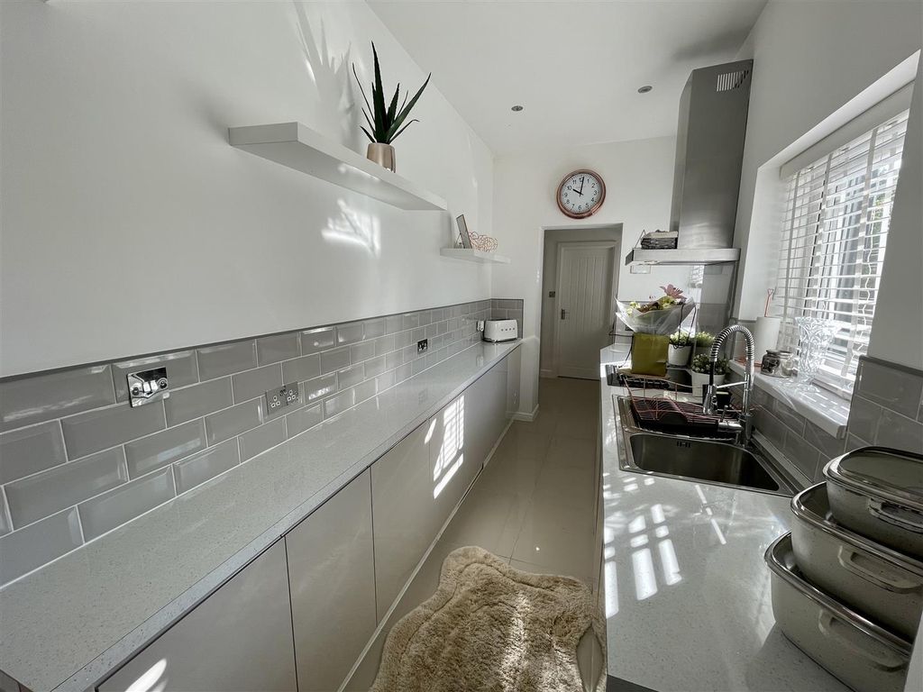 3 bed property for sale in Milton Street, Darlington DL1, £150,000