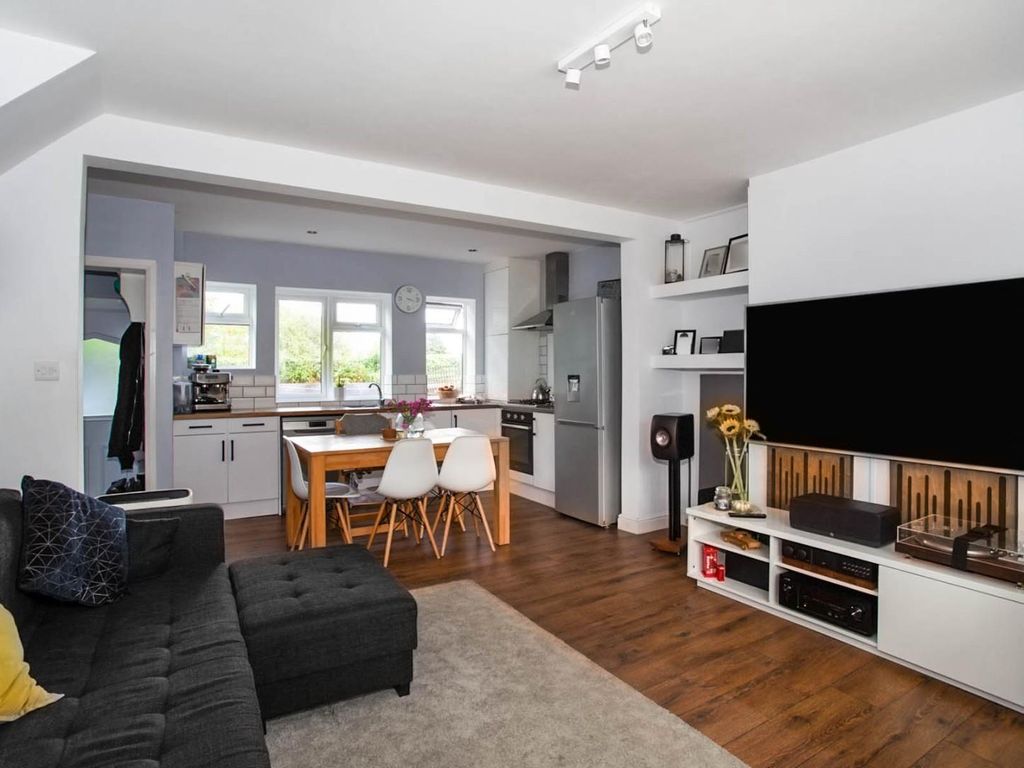 3 bed terraced house for sale in Scargill Road, Harrogate HG1, £220,000