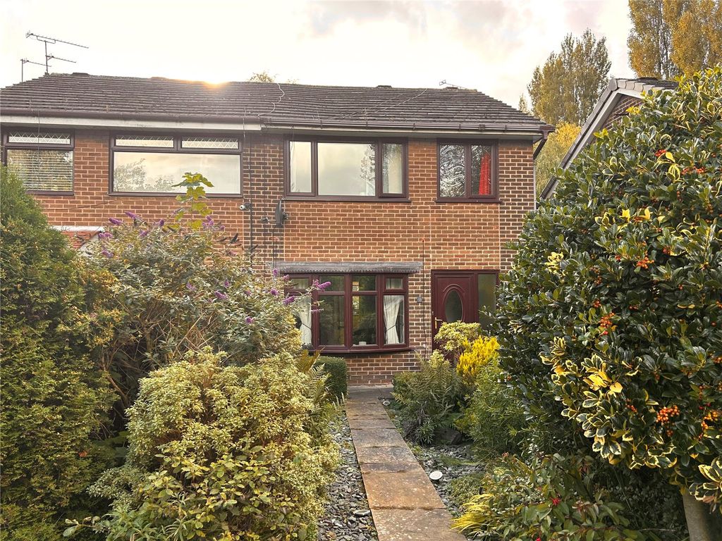 3 bed semi-detached house for sale in Glasson Walk, Chadderton, Oldham, Greater Manchester OL9, £195,000