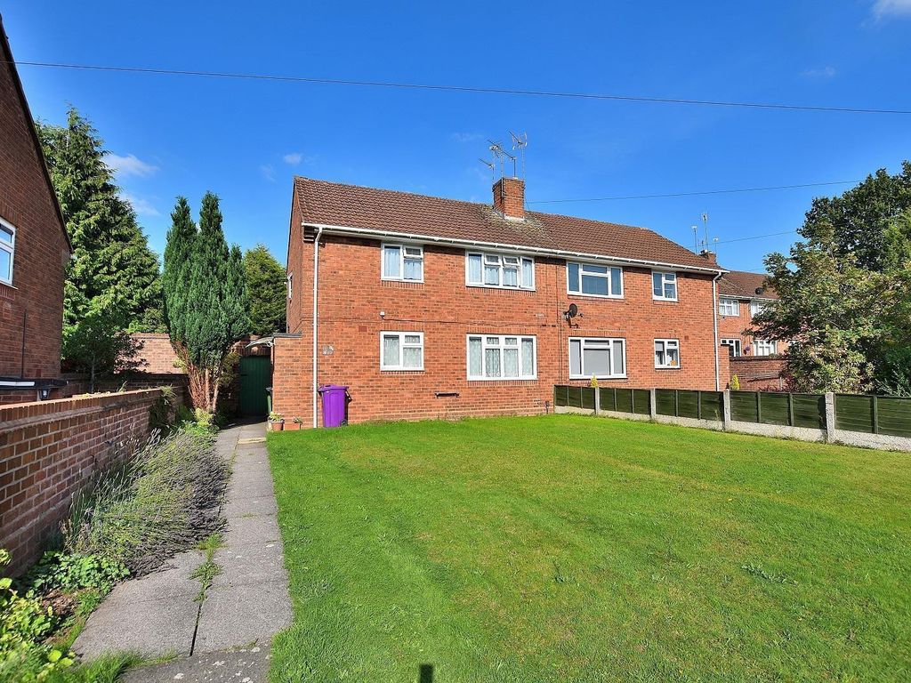 1 bed property for sale in Broughton Road, Wolverhampton WV3, £102,500