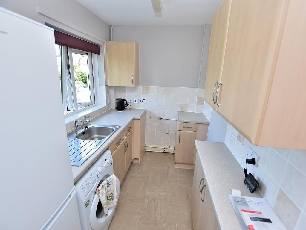 1 bed property for sale in Broughton Road, Wolverhampton WV3, £102,500
