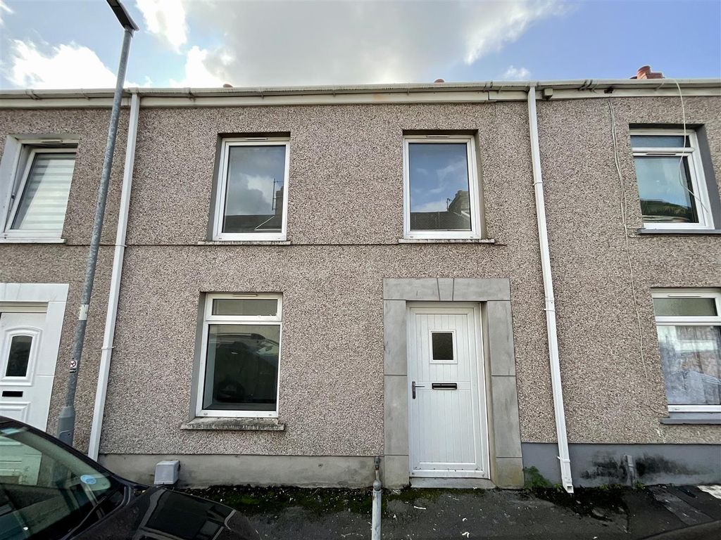 2 bed terraced house for sale in Pottery Place, Llanelli SA15, £129,000
