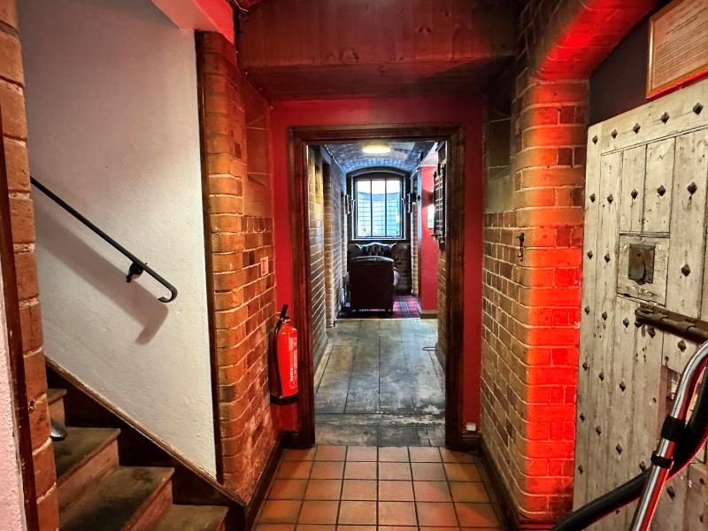 Pub/bar for sale in The Jailhouse, Chapel Street, Nuneaton CV11, £385,000