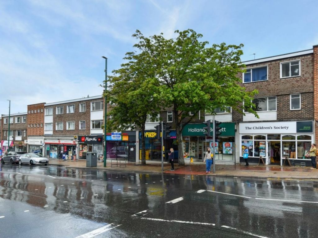 Block of flats for sale in Mansfield Road, Nottingham NG5, £825,000