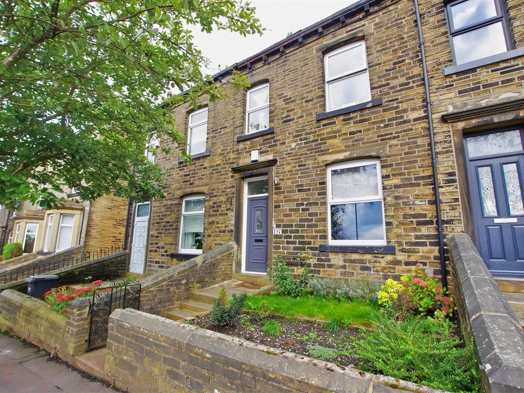 4 bed terraced house for sale in Claremount Road, Boothtown, Halifax HX3, £190,000