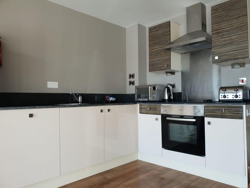 2 bed flat for sale in Keel Wharf, Liverpool L3, £220,000