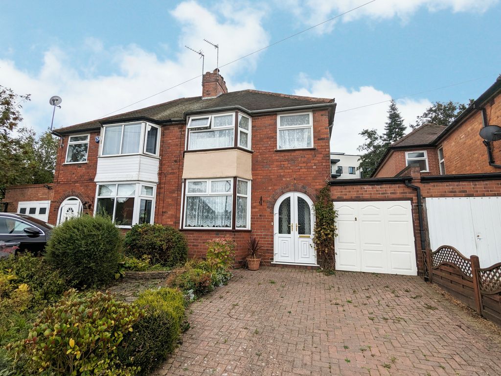 3 bed semi-detached house for sale in Stanton Road, Shirley, Solihull B90, £290,000