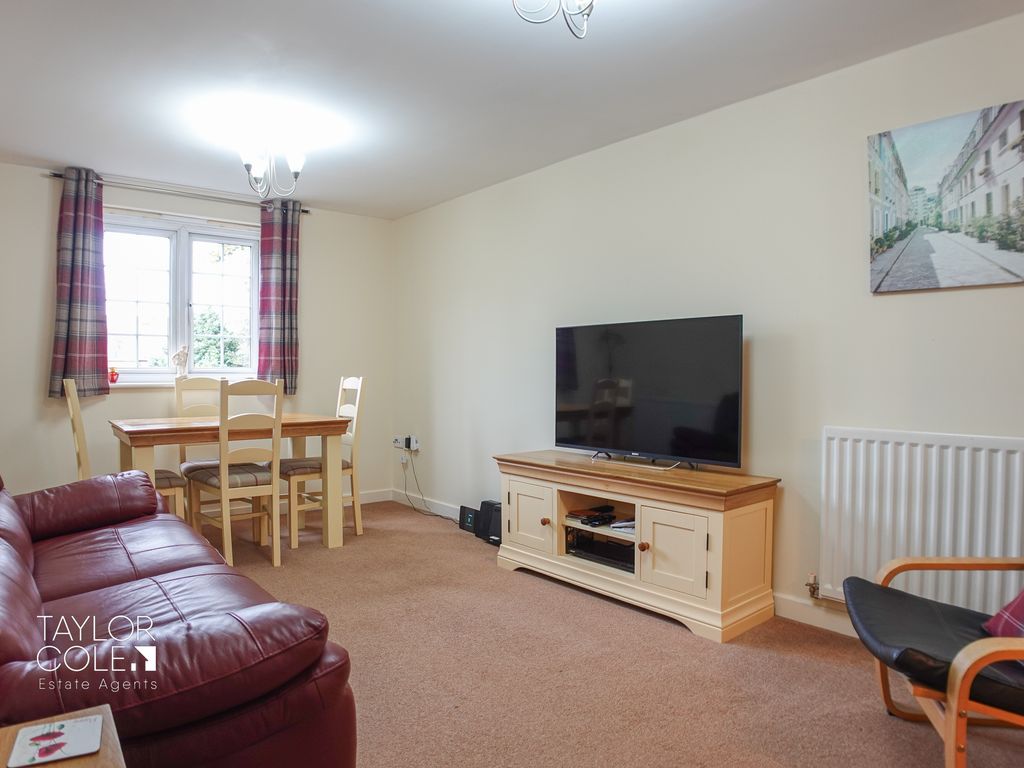 2 bed flat for sale in Marina View, Fazeley, Tamworth B78, £155,000