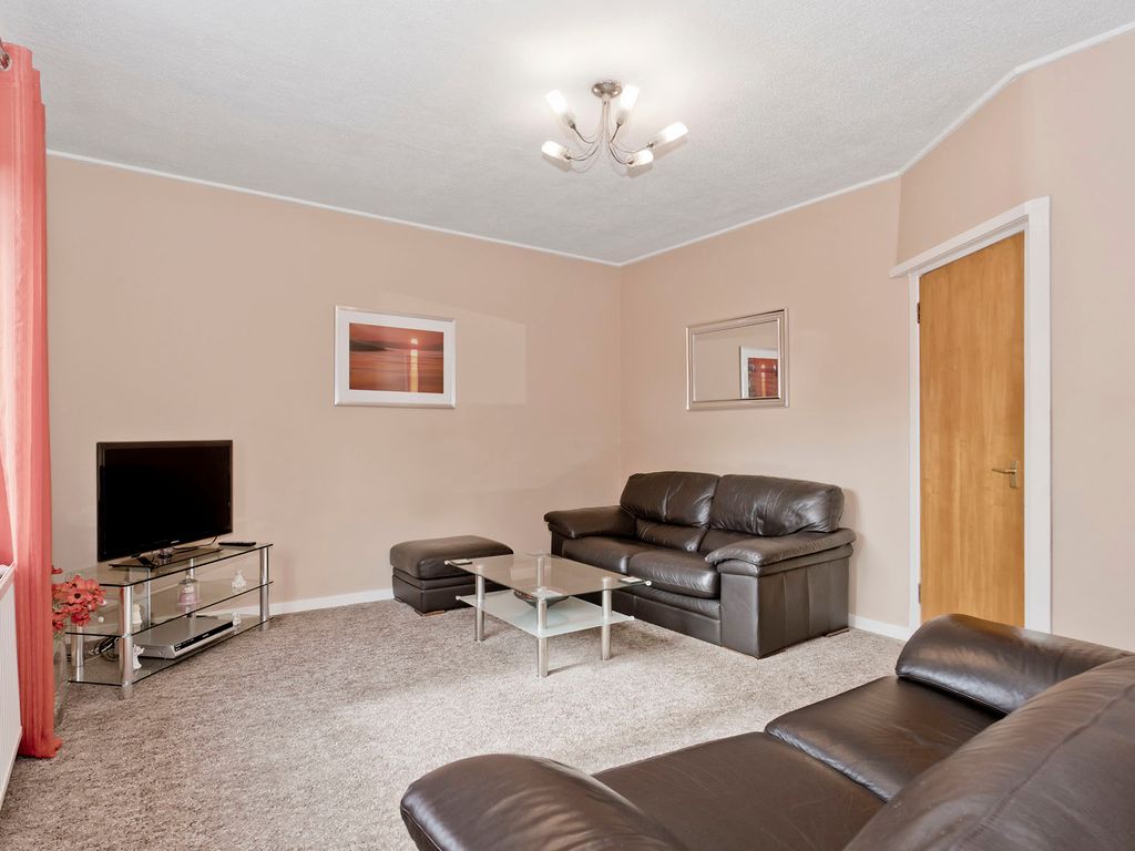 4 bed flat for sale in 42 Colinton Mains Place, Edinburgh EH13, £225,000