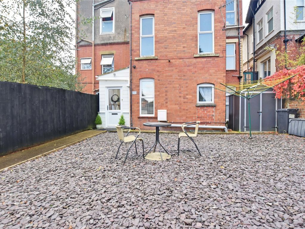 1 bed flat for sale in Rosslare, Temple Avenue, Llandrindod Wells LD1, £100,000