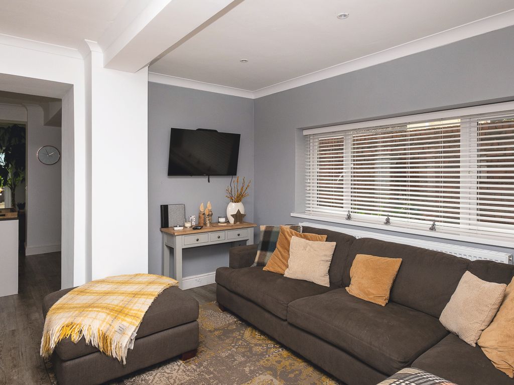 3 bed semi-detached house for sale in Bryngwyn Road, Llanelli SA14, £265,000