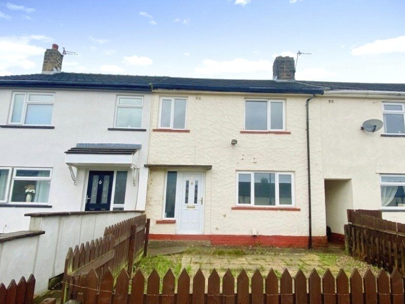 2 bed terraced house for sale in Greystones Drive, Keighley, West Yorkshire BD22, £125,000
