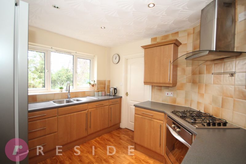 4 bed detached house for sale in Lower Beechwood, Rochdale OL11, £325,000