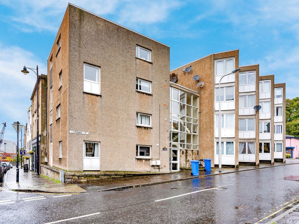 2 bed flat for sale in Lothian Street, Burntisland KY3, £70,000