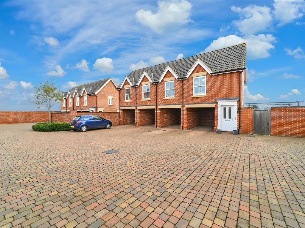 2 bed detached house for sale in Dorset Square, Summers Park, Lawford CO11, £290,000