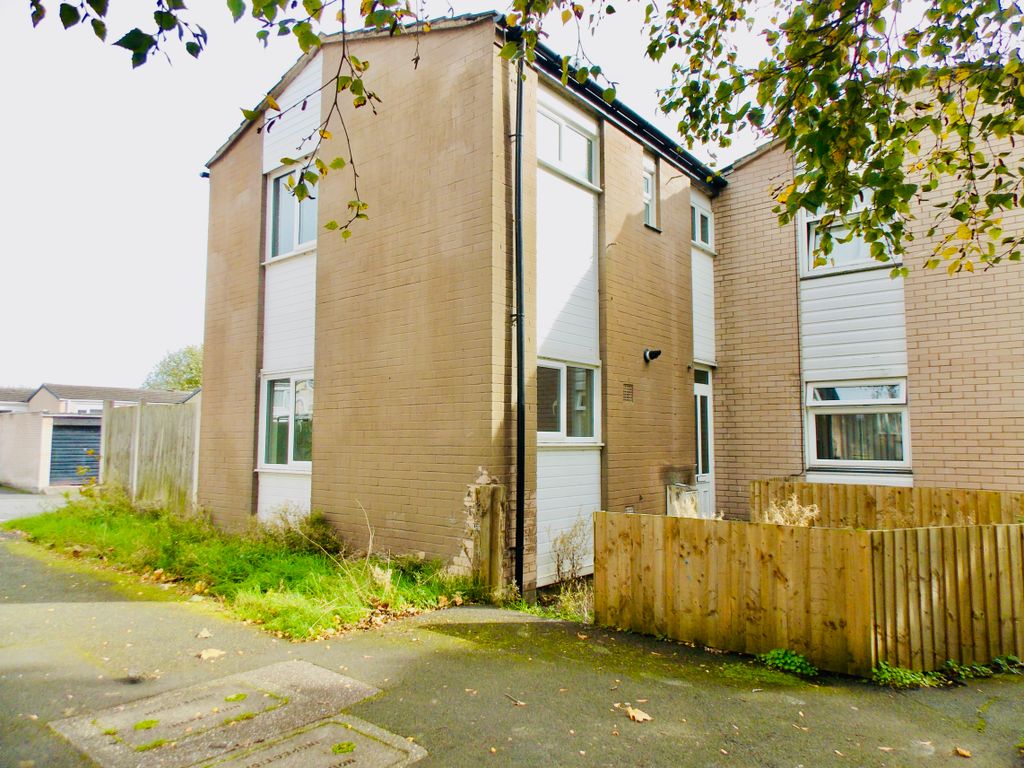 3 bed end terrace house for sale in Wellsfield. Woodside, Telford TF7, £119,950