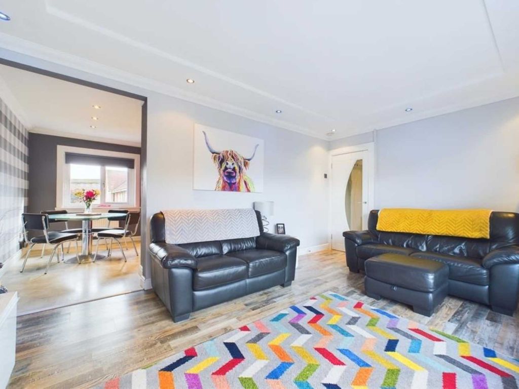 3 bed flat for sale in Rockburn Crescent, Bellshill ML4, £85,000