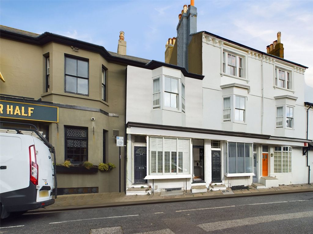 1 bed flat for sale in Hove Place, Hove, East Sussex BN3, £220,000