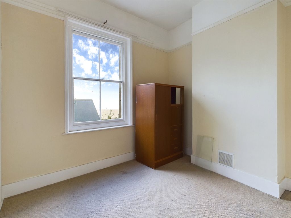 1 bed flat for sale in Hove Place, Hove, East Sussex BN3, £220,000