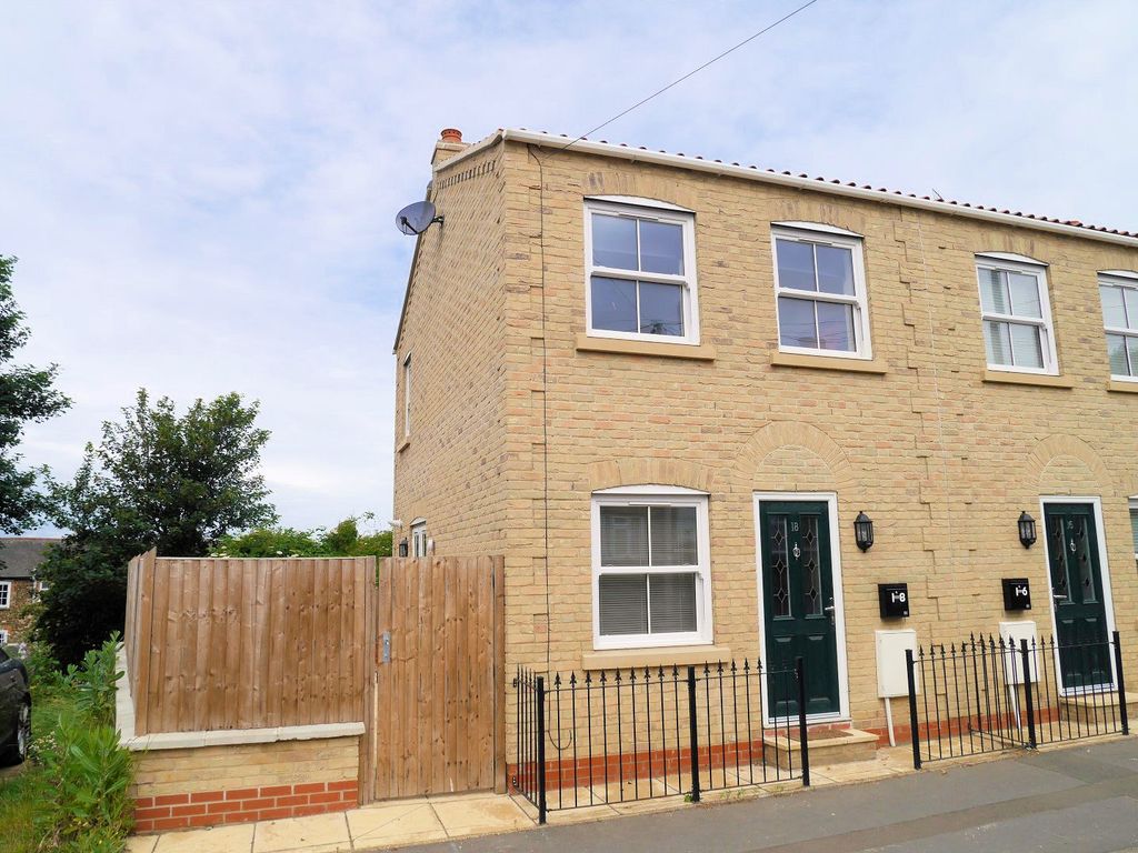 2 bed end terrace house for sale in Church Road, Downham Market PE38, £210,000