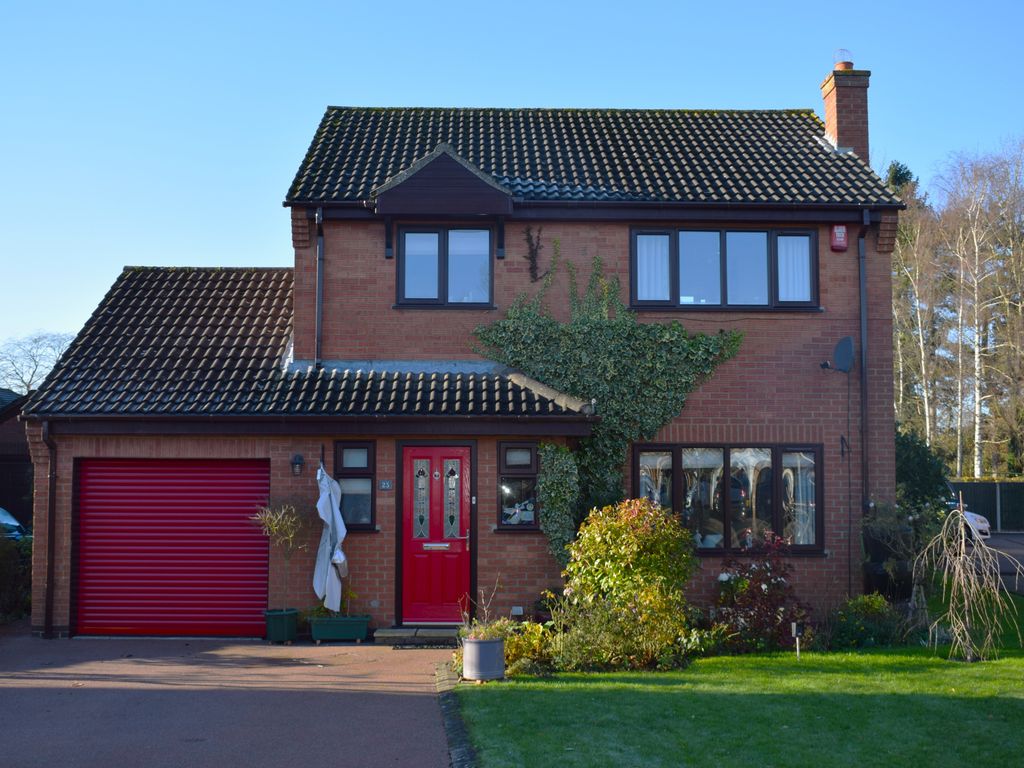 3 bed detached house for sale in Maple Close, Brigg DN20, £265,000