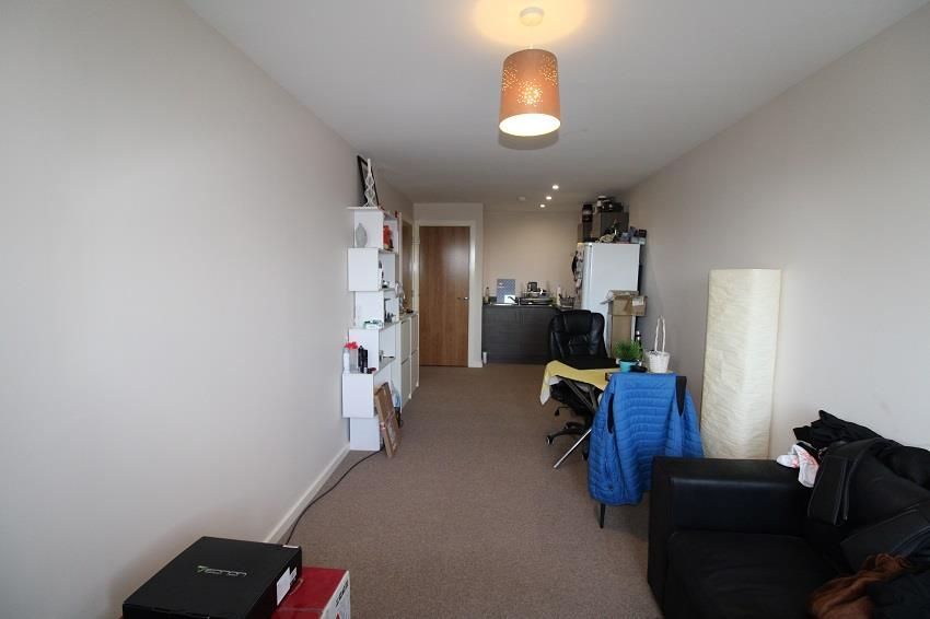 1 bed flat for sale in High Street, Kingswinford DY6, £75,000
