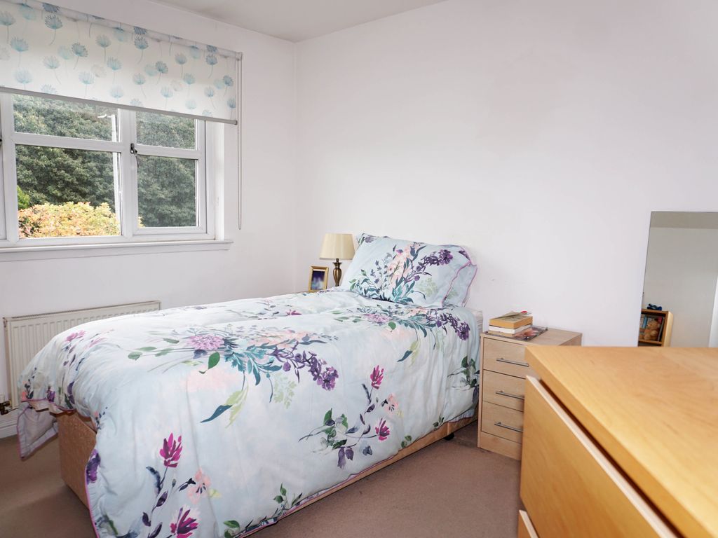 4 bed town house for sale in Gullion Park, East Mains, East Kilbride G74, £270,000