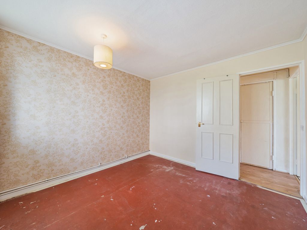 2 bed flat for sale in Henbury Court, Henbury, Bristol, Somerset BS10, £180,000