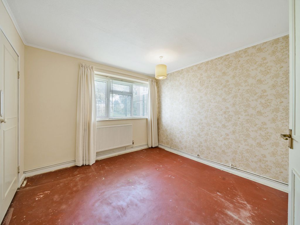 2 bed flat for sale in Henbury Court, Henbury, Bristol, Somerset BS10, £180,000