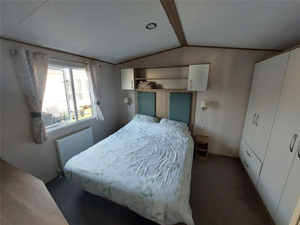 2 bed mobile/park home for sale in Central Park, Rockley Park, Poole, Dorset BH15, £33,995