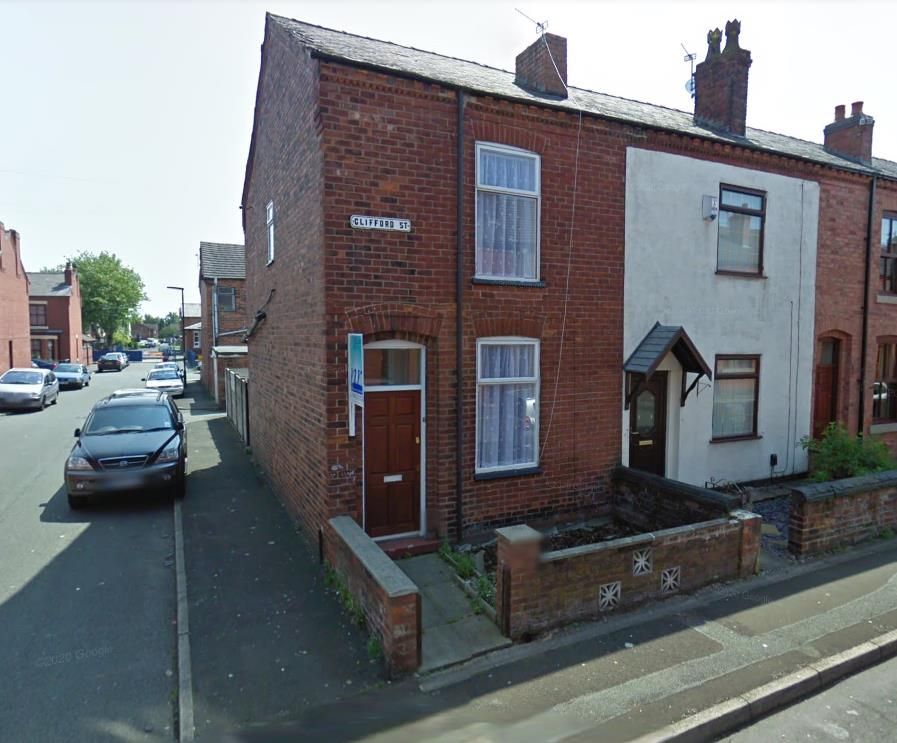 3 bed terraced house for sale in Clifford Street, Leigh WN7, £90,000