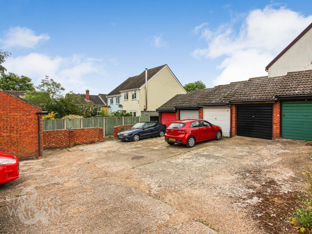 3 bed semi-detached house for sale in Gravel Hill, Stoke Holy Cross, Norwich NR14, £230,000